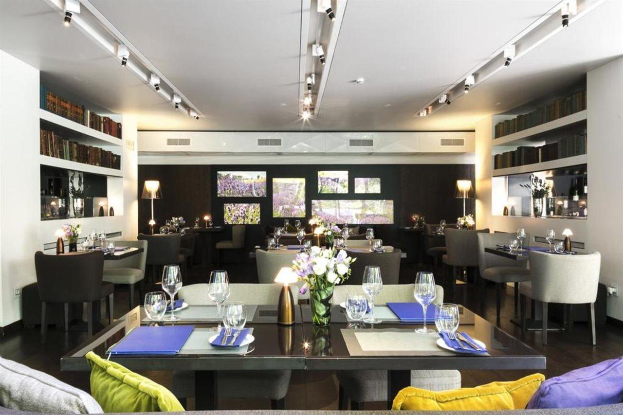 Magna Pars L'Hotel A Parfum, Small Luxury Hotels Of The World Μιλάνο Εξωτερικό φωτογραφία Restaurant L'Atelier de Joël Robuchon