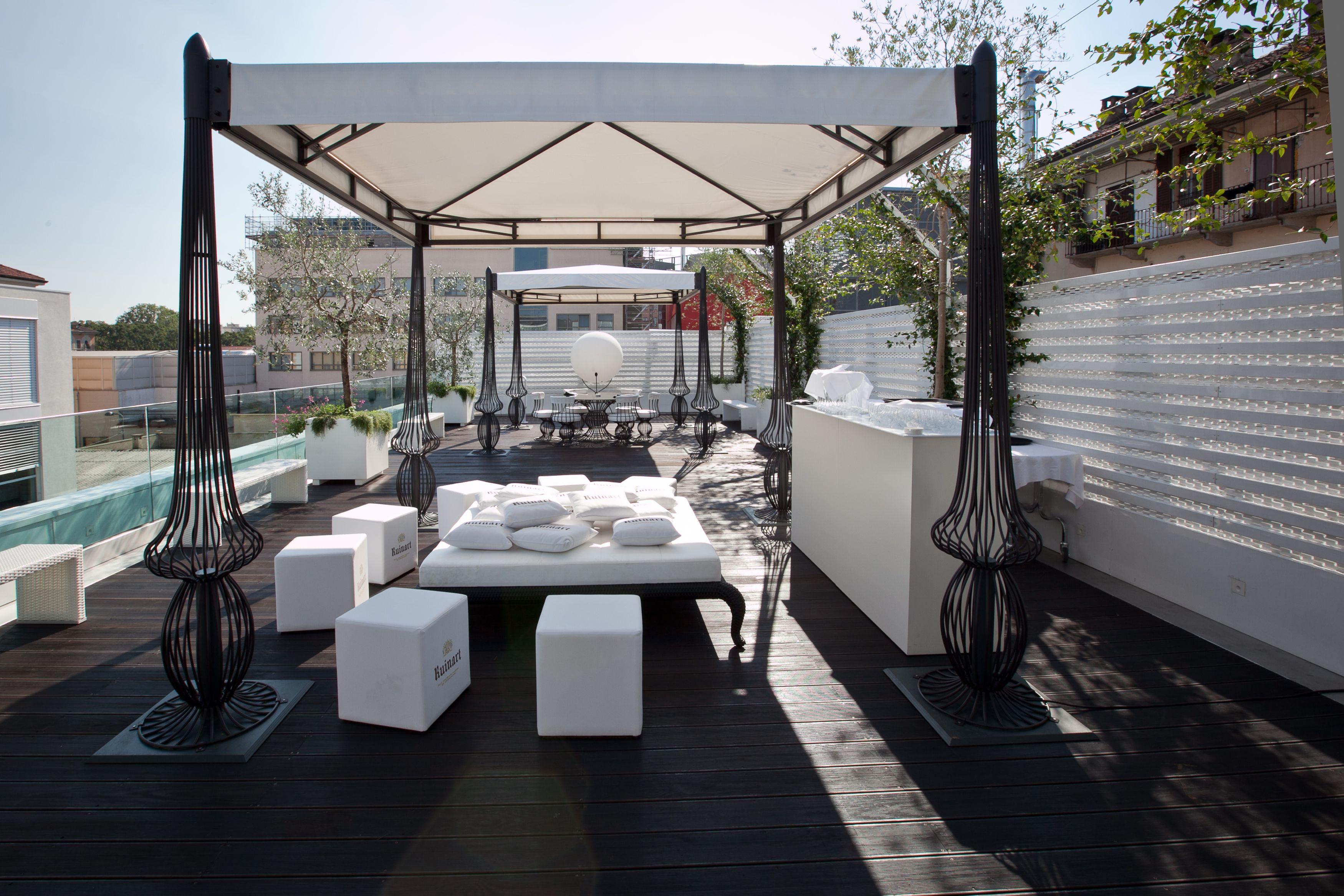 Magna Pars L'Hotel A Parfum, Small Luxury Hotels Of The World Μιλάνο Εξωτερικό φωτογραφία The rooftop terrace