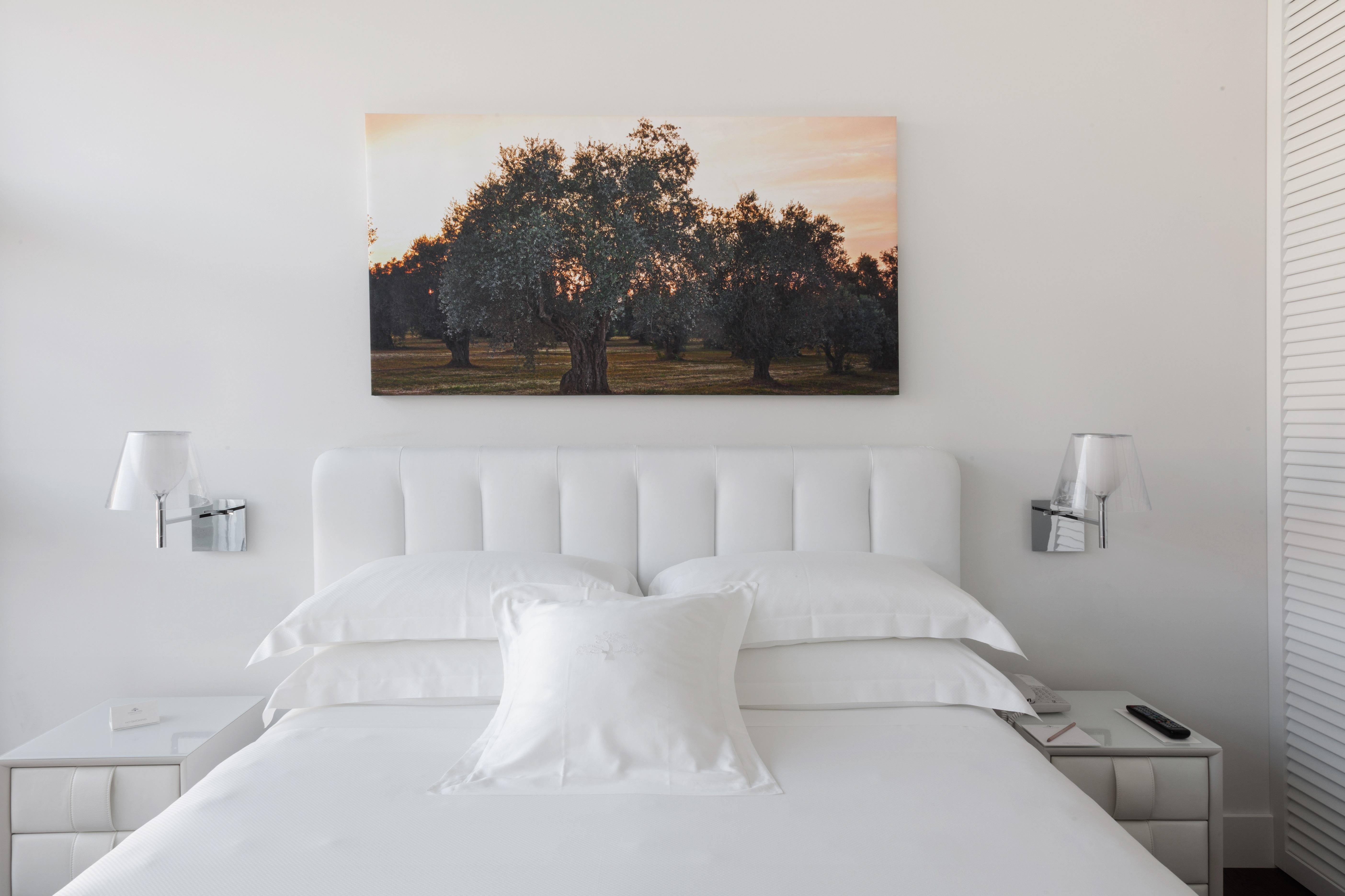 Magna Pars L'Hotel A Parfum, Small Luxury Hotels Of The World Μιλάνο Εξωτερικό φωτογραφία A bedroom at the Hotel Indigo