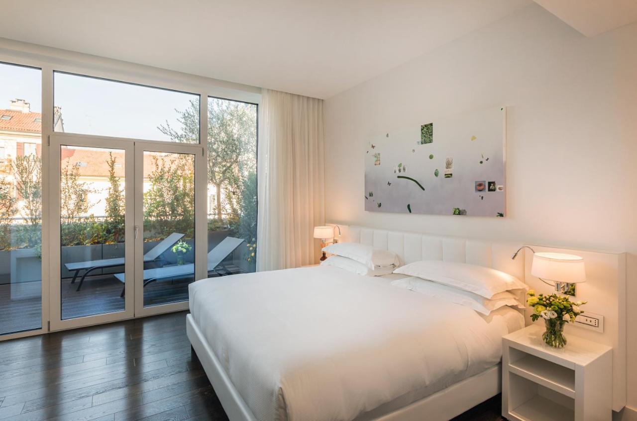 Magna Pars L'Hotel A Parfum, Small Luxury Hotels Of The World Μιλάνο Εξωτερικό φωτογραφία Deluxe room